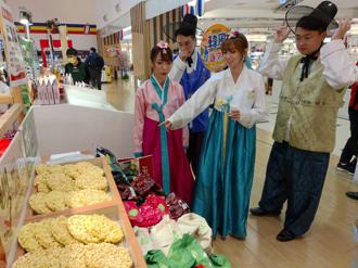 韓流繼續強 百貨、超市韓國美食展登場
