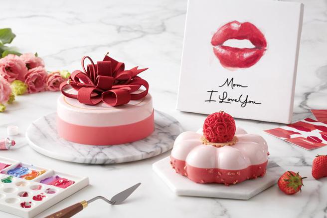 （台北寒舍艾美酒店酒店於4月11日起開放全新兩款母親節蛋糕預購，分別為6吋鳳梨焦糖奧莉茲蛋糕880元及4吋草莓伯爵蛋糕580元，以小尺寸蛋糕搶攻小家庭市場。圖／台北寒舍艾美酒店）