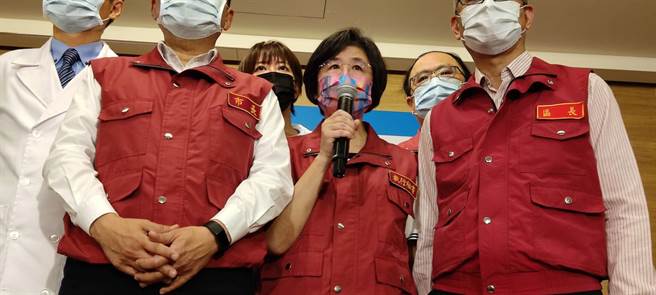 新北市衛生局長陳潤秋表示，預估將來最起碼大概有6成確診者會居家照護，至於會不會再提升會看中央的指引。（陳慰慈攝）