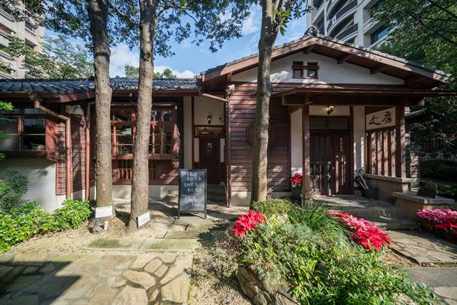 為響應國際文化資產日，文房將於4月16日及17日開放民眾免預約參觀，同時也辦理以書換書的活動。（頂新和德文教基金會提供／林志成台北傳真）