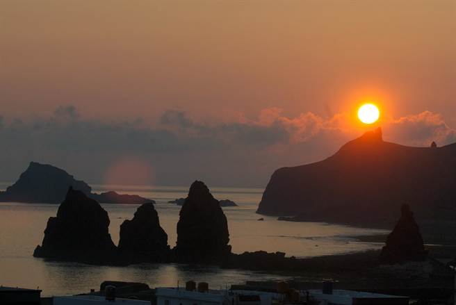 綠島是渡假天堂，東管處兼顧觀光發展與生態永續，今年夏天推出3條創新遊程。（莊哲權攝）