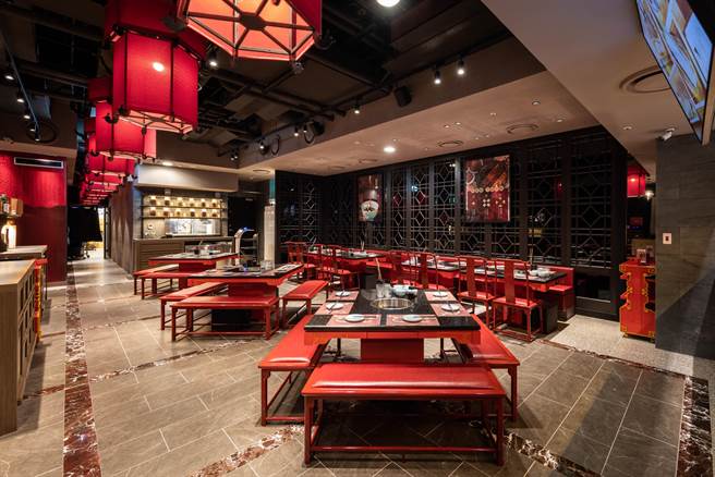 乾杯集团今年以乾杯、老乾杯、黑毛屋、黑毛屋本家四大品牌为展店主力，年展目标15家，Q1海内外已新展6间分店。（乾杯提供）