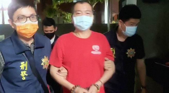 晚间八点半左右，吴金虎移送彰化地检署复讯，他喊冤说，他有请假啊，可是不知道检方有没有收到。(民眾提供／吴建辉彰化传真)