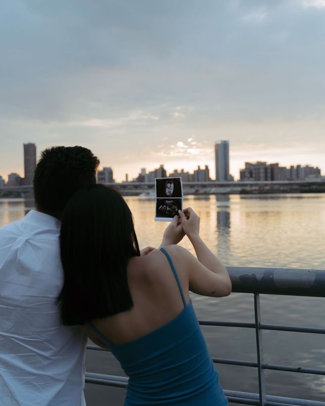 「卡卡」胡尹霏甜秀超音波照宣布怀孕。（图／取自卡卡IG）