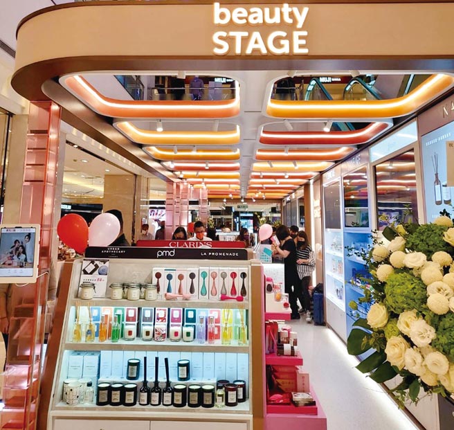 新光三越所属线上电商beautySTAGE美丽台趁母亲节再开永和比漾广场馆外店。图／比漾广场提供
