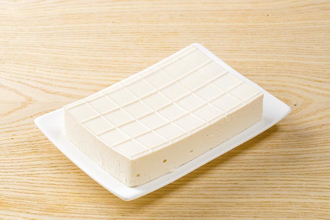 300克豆腐超市价格约落在16元至30元。（全联提供）