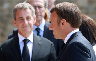 法國前總統沙柯吉表態 籲總統決選支持馬克宏