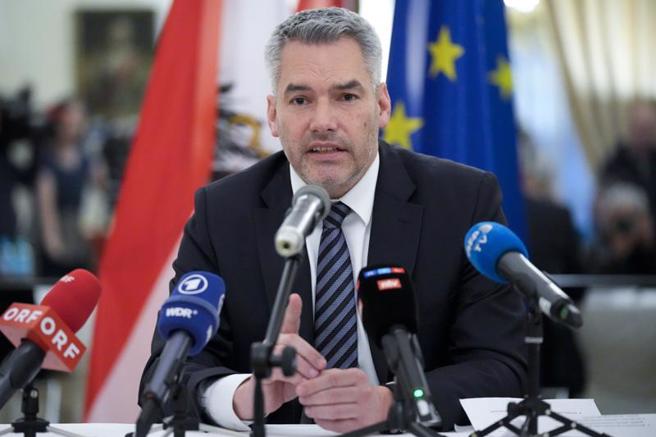 奥地利总理内哈默（Karl Nehammer）(图/美联社)