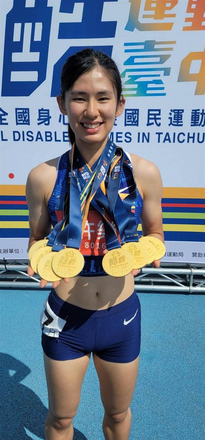 聽奧國手許樂，代表台中市勇奪全國身障運動會田徑項目8面金牌，締造大滿貫的超強紀錄。（摘自臉書／謝瓊雲台中傳真）