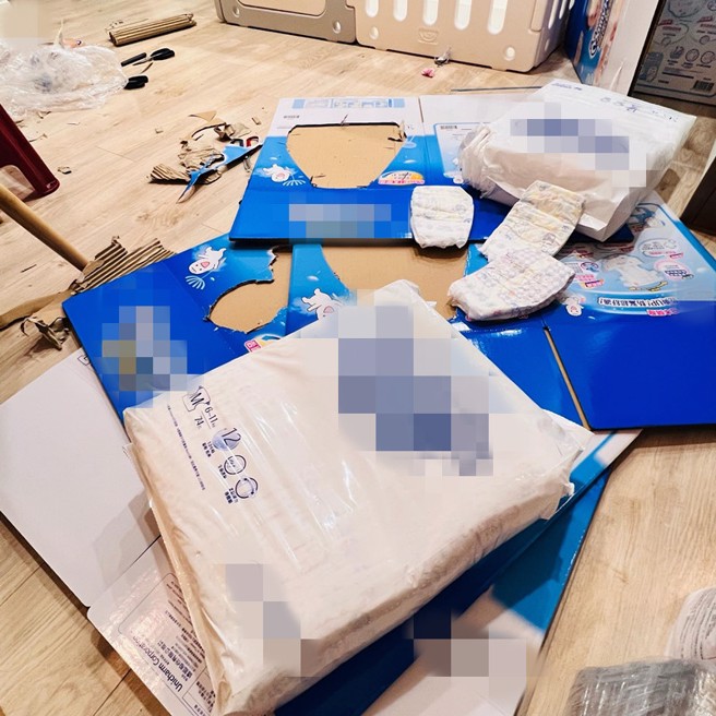 一旁还有原po老公制造4个玩伴的痕迹。(翻摄自COSTCO好市多消费经验分享区)