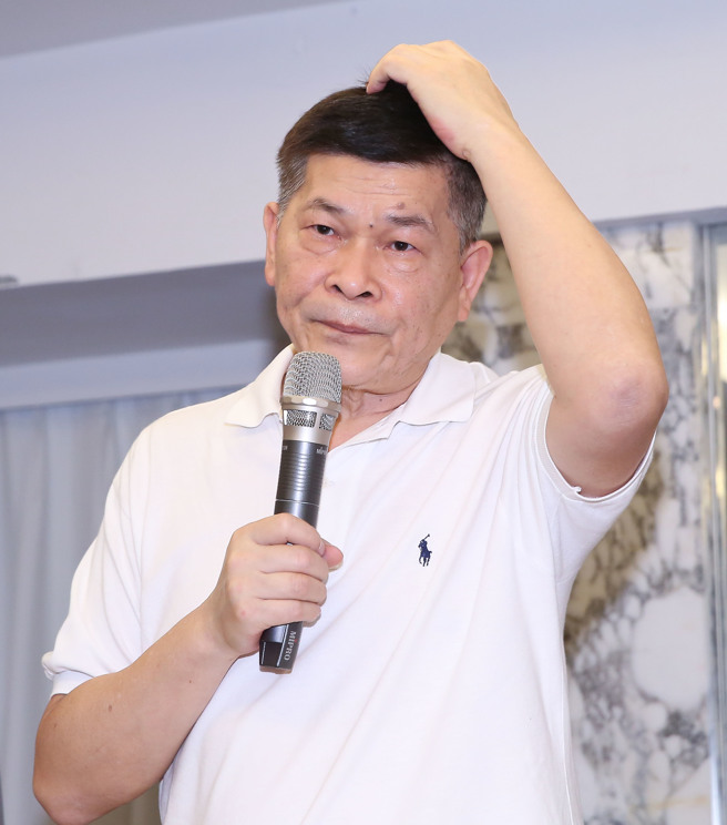 澎恰恰2020年开记者会宣布负债高达2.4亿。（图／本报系资料照片）