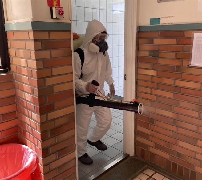 靜宜大學一名學生確診，校方立馬宣布13日下午預防性停課，並全面進行清消。(靜宜大學提供)