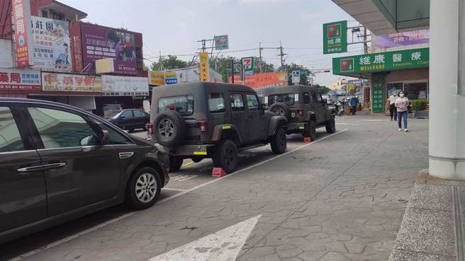 化学兵出动，二林彰基大消毒。（彰化县政府提供／吴敏菁彰化传真）
