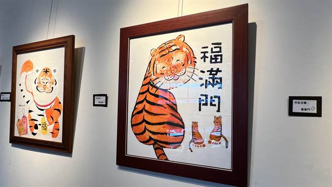 柳營奇美醫院鼓勵和協助孕婦產後拓印胎盤，為整個孕產過程留下一個紀念。（張毓翎攝）