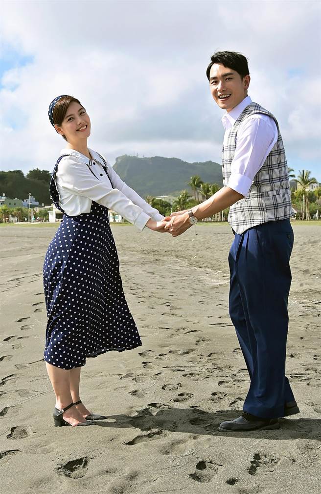 王乐妍和陈文谦上演海边浪漫求婚戏。（台视提供）