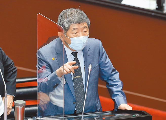 針對快篩試劑價格偏高引發民怨，衛福部長陳時中12日在立法院答詢時表示，會協調讓價格在民眾可以接受的範圍。（姚志平攝）