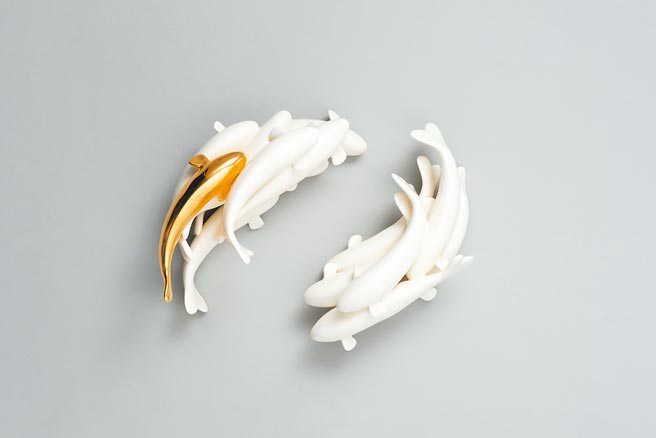 刘子瑜以鱼造型象徵余裕。（TAO ART提供）