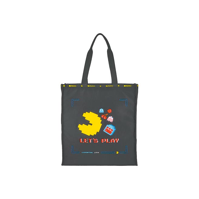 LeSportsac小精灵吃豆人大型书本托特包，5800元。（LeSportsac提供）