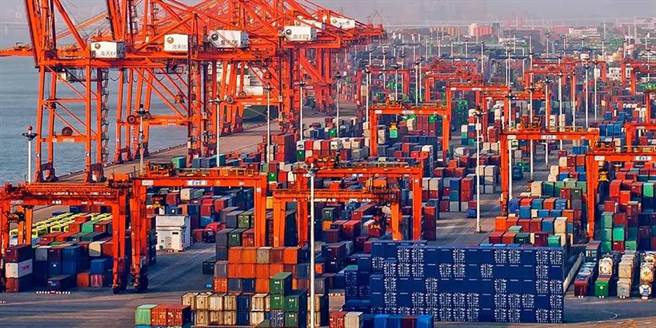 美媒：中國封閉措施導致進口需求減弱，給其他國家帶來更高物價。（新華社）