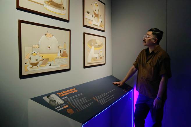 驳二动漫仓库展览「以拉号奇航-臺湾插画之全面启动」参展艺术家－丁原生。(驳二提供)