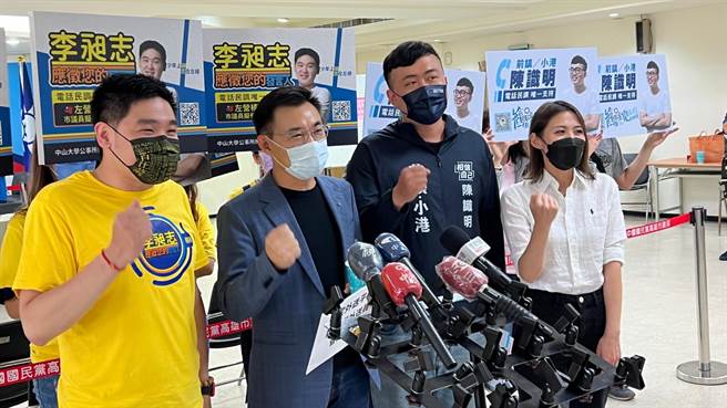 国民党左楠区市议员拟参选人李昶志力邀立委江启臣辅选。（柯宗纬摄）