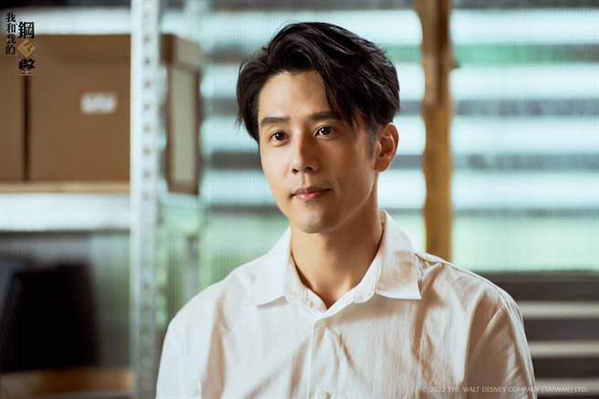 胡宇威客串隐藏版巨星，饰演霸气执行长。(照 卫视中文台 提供)