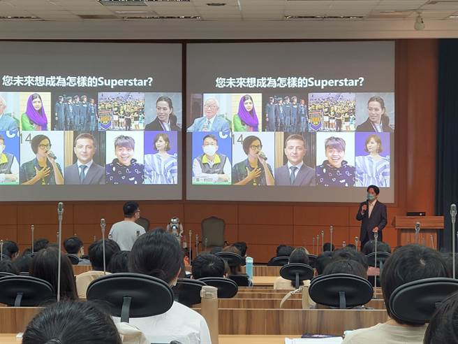 副總統賴清德今（14日）到雲科大演講，與學生暢談他對未來的看法。（周麗蘭攝）