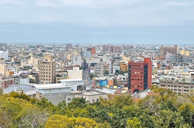 彰化县最新人口统计124万9807人，首度跌破125万人升格门槛大关。（吴敏菁摄）