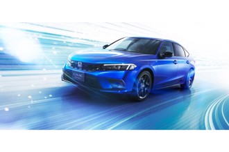 爽快的運動駕馭體驗 Honda Civic e：HEV 日規車型 7 月發售 預告網站先行上線！