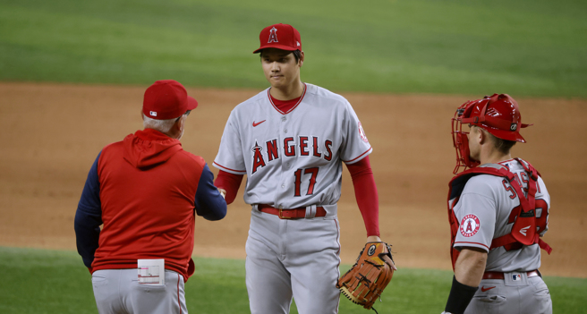 大谷翔平慘遭炮火狙擊(美聯社)