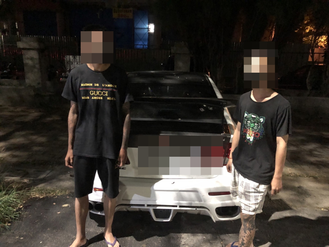 白牌司机捡尸少女害怀孕，遭私刑逼下跪，警方逮捕施暴3嫌落网。(戴志扬翻摄)
