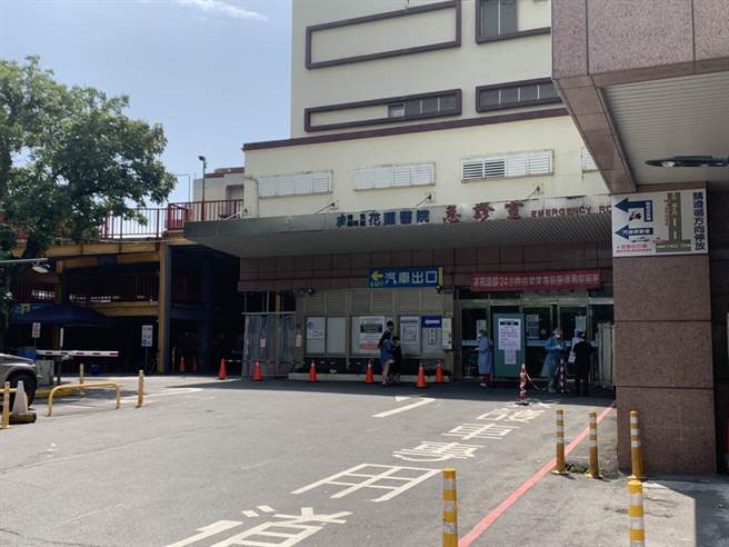 部立花蓮醫院染疫人數破百，甚至「外溢到家人」。醫院已經管制「不進不出」，形同「封院」。（王志偉攝）
