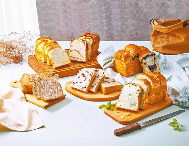 家乐福吐司大赏即起至4月19日，其中主打全台湾第1支「透明吐司」79元。（家乐福提供）