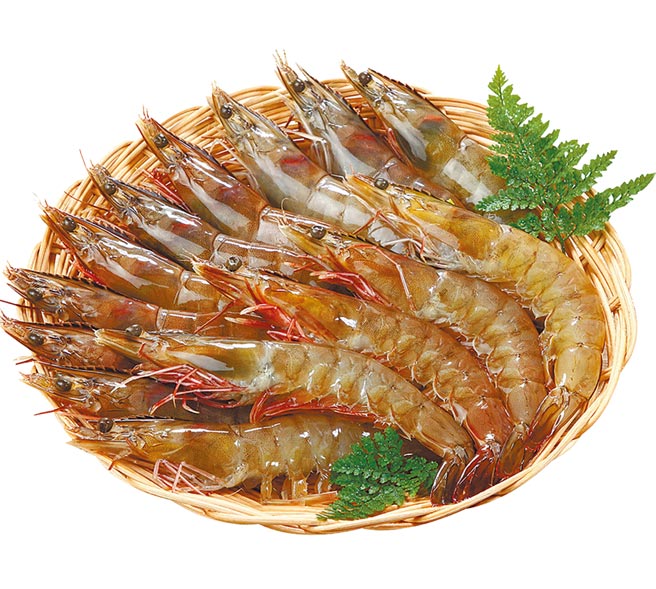 爱买年卖3万盒的嘉义布袋养殖无毒白虾，250g单盒特价约104元。（爱买提供）