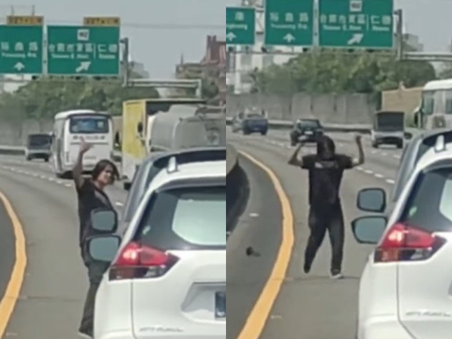 国道一号仁德系统日前发生不知名物体散落在路中，导致后方车潮塞爆，而有驾驶目击车潮最前方有名男子竟下车亲手把一个个散落物捡起扔到分隔岛。（翻摄自脸书「八卦村-行车纪录器影片上传中心」）