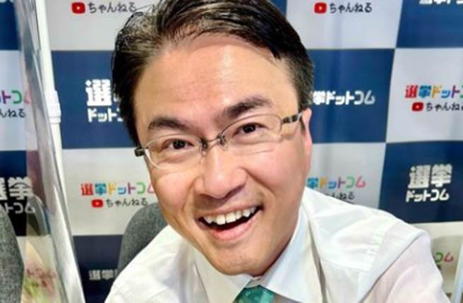 乙武洋匡出版励志自传《五体不满足》声名大噪。（ototake_official IG）