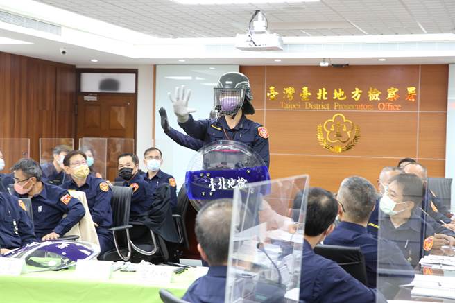 強化各級檢察署維安，高檢署新採購警用鎮暴裝備。(高檢署提供)