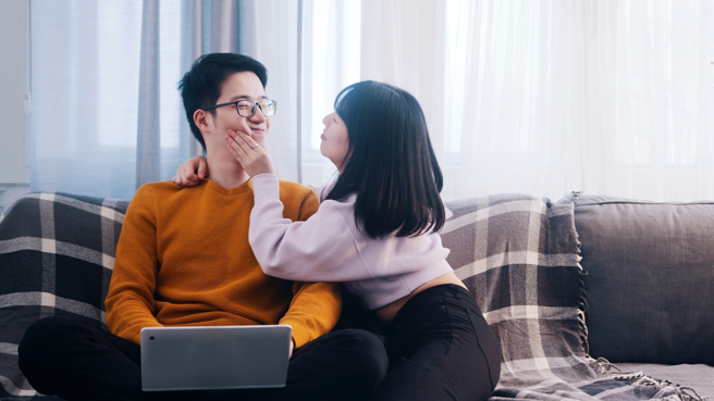 獅子座、雙子座、射手座的男人最欠虐，不喜歡乖乖牌，越難追越喜歡。（示意圖／shutterstock）