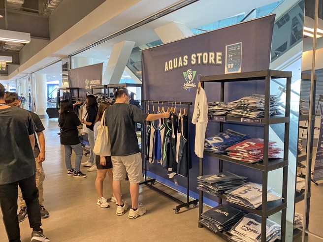 海神商店。(黄及人摄)