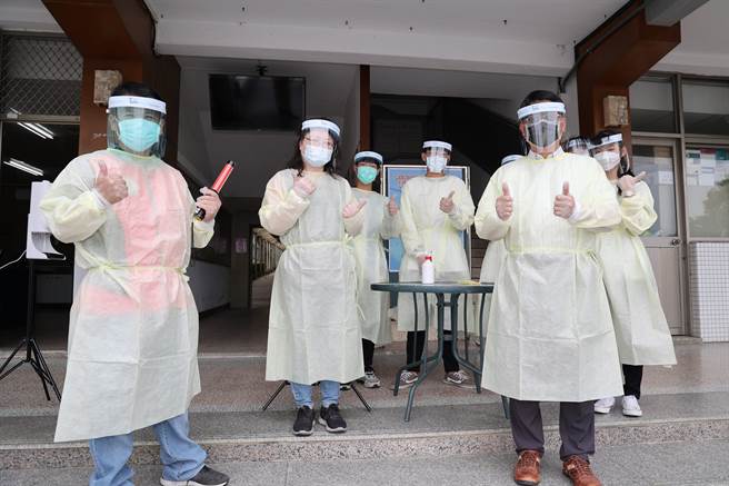 同德高中今年承办国中技艺竞赛特别加强防疫，让学生不受疫情影响参赛权益并能安心比赛争取优异成绩。（南投县政府提供／卢金足南投传真）