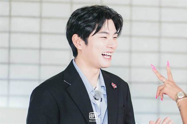 李伊庚作客《第六感3》被笑亏是「讨骂的类型」。（爱奇艺国际站提供）