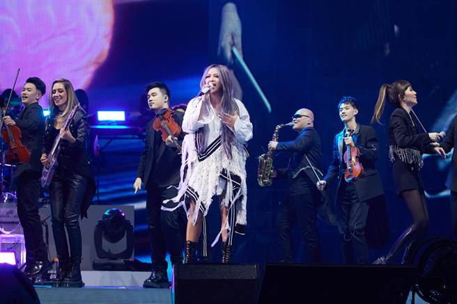 阿妹今晚继续在小巨蛋开唱。（声动娱乐提供）