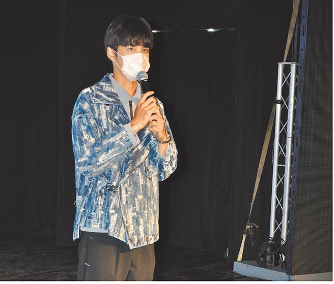 醒吾伊林学院结合5所高中职策略联盟，伊林璀璨之星男模、知名艺人王品澔分享「礼貌」是当一个明星最基本素养。图／醒吾提供