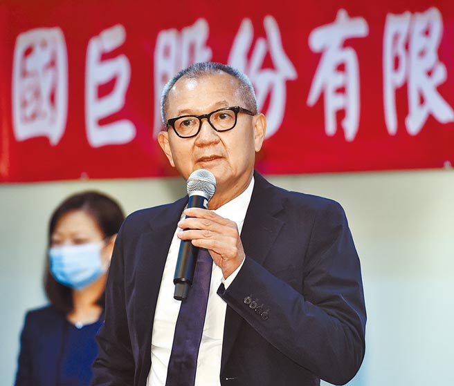 国巨每位董事的薪酬高达9195万元，傲视所有上市柜公司。图为国巨董事长陈泰铭。（本报资料照片）