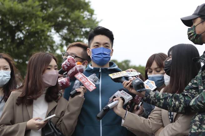 立委蔣萬安今晨出席2022台北科技盃愛地球公益路跑。（蔣萬安辦公室提供）