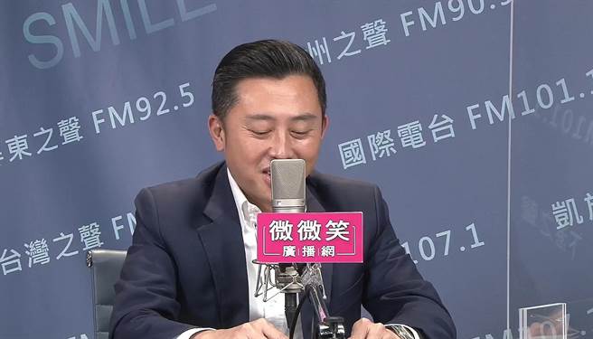 下一步要入阁或选新竹县长？林智坚这么说	。（取自微微笑广播网直播画面）