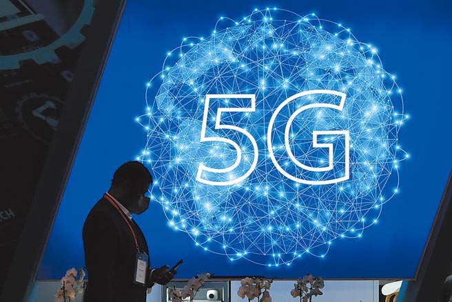 5G笔电的应用场域仍以商用市场为主，主要原因便是在于成本过高。图／新华社