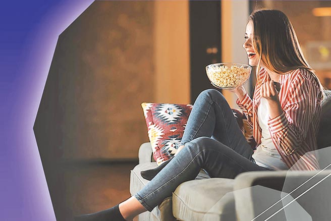 台湾大「5G自由加」针对4G吃到饱用户，每月加价99元即可体验5G服务，使用到5G网路时才计量，不需绑约。前6个月免费看Disney+（见图）。（台湾大提供）