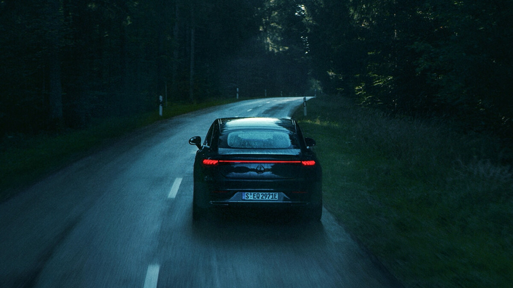 Mercedes-Benz為防睏提醒功能Awake 推出電影等級的宣傳影片
(圖/CarStuff)