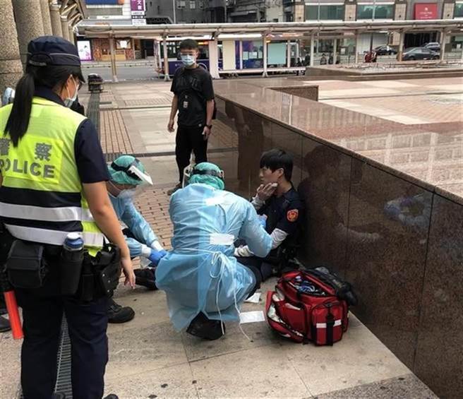 通缉犯余明达不戴口罩被通报，竟亮刀砍伤前来劝阻的员警，所幸员警送医后无大碍。（资料照／民眾提供）